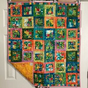 🪡 "Sunrise in Paradise" Handmade Cotton Large Crib Quilt